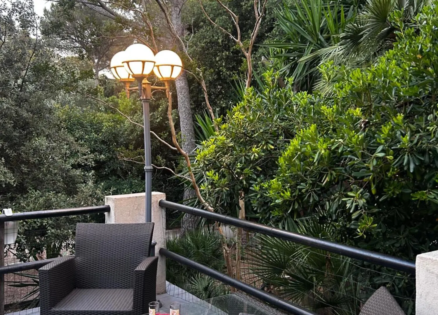 アパート Saint-RaphaëlT2 En Rez-De-Jardin Fleur De Selアパートメント
